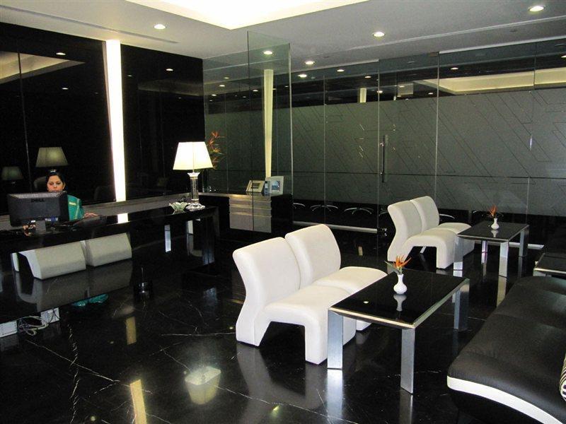 Le Meridien Bangalore Luaran gambar