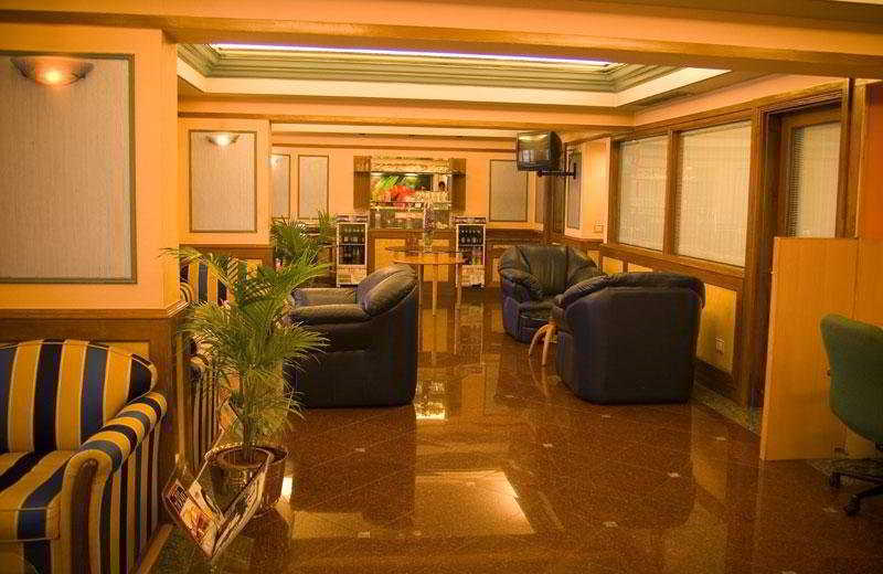 Le Meridien Bangalore Luaran gambar