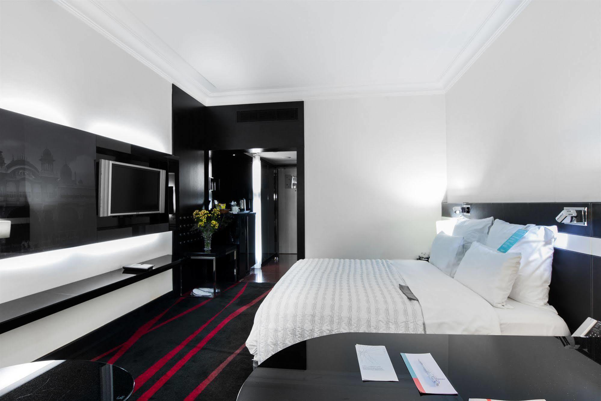 Le Meridien Bangalore Luaran gambar