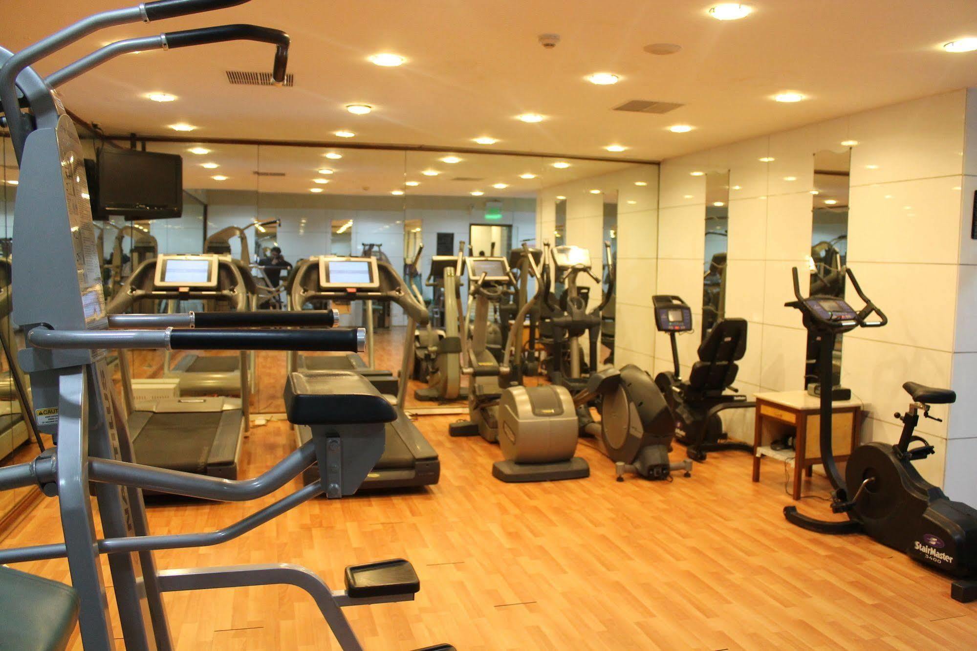 Le Meridien Bangalore Luaran gambar