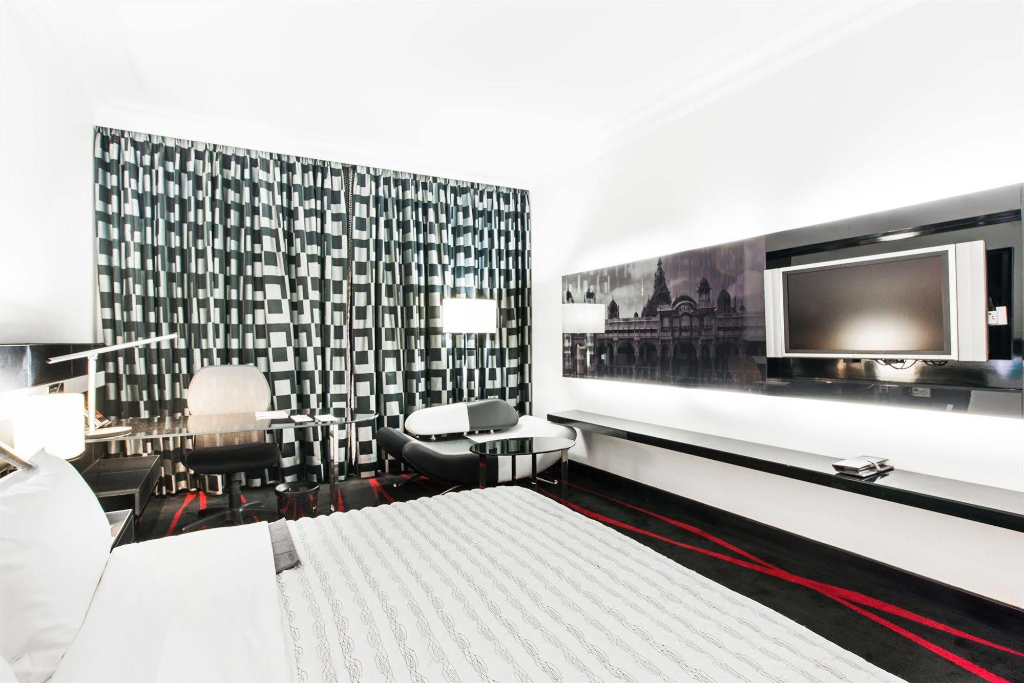 Le Meridien Bangalore Luaran gambar