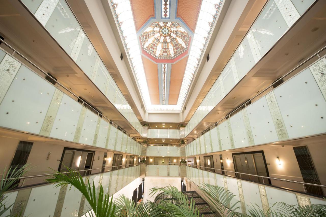Le Meridien Bangalore Luaran gambar