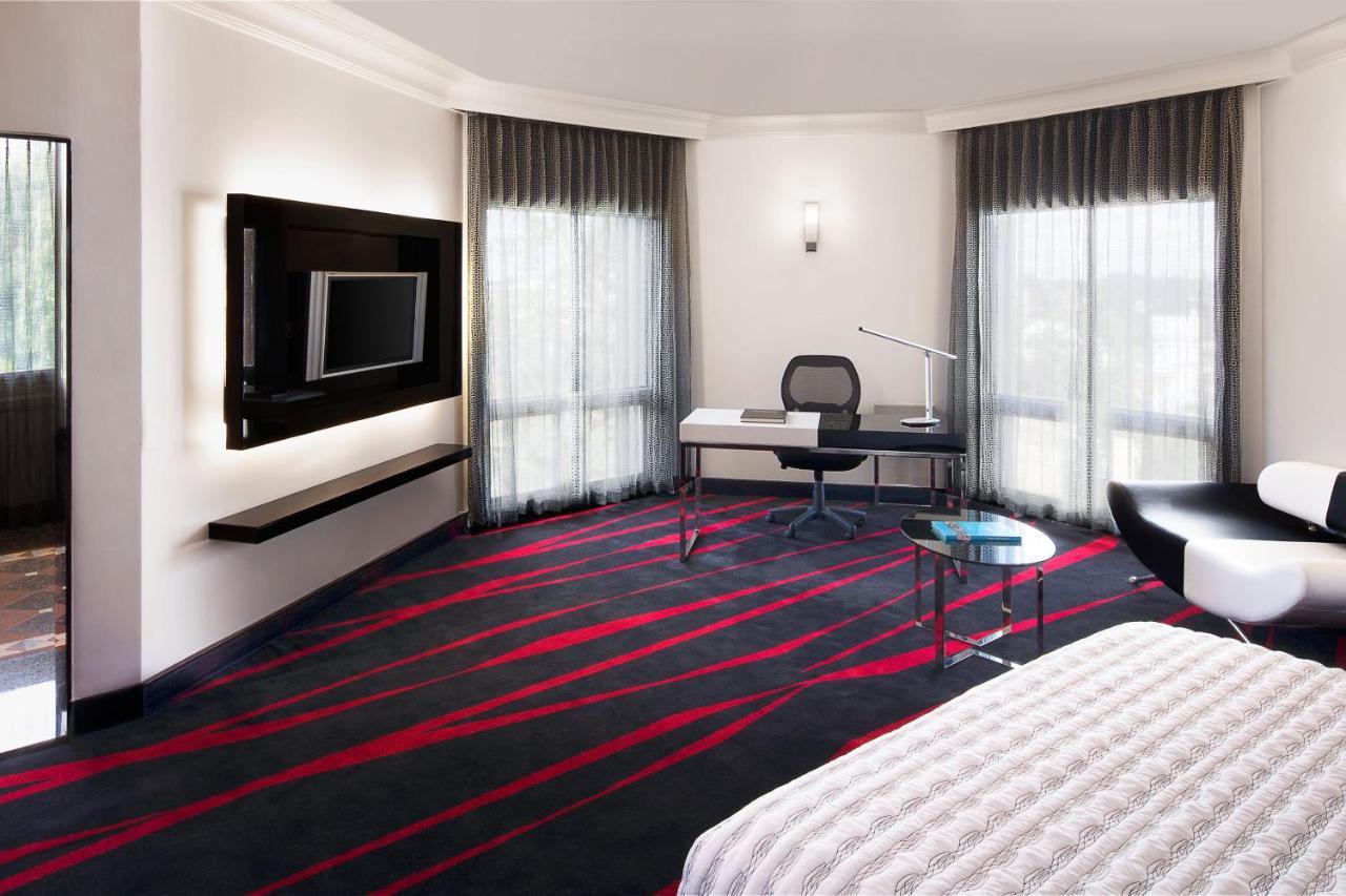 Le Meridien Bangalore Luaran gambar