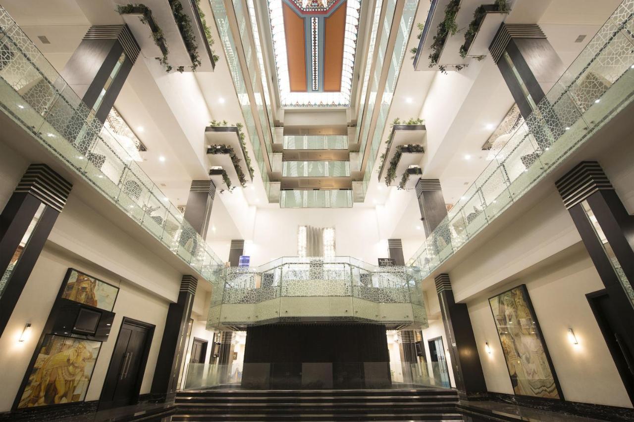 Le Meridien Bangalore Luaran gambar