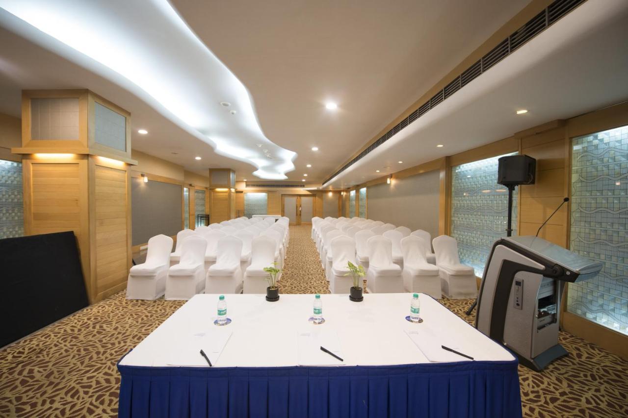 Le Meridien Bangalore Luaran gambar